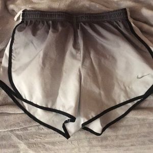 Girls size medium ombré Nike shorts